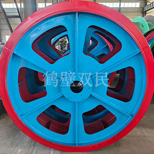 鶴壁市雙民礦山機(jī)械有限公司雙槽天輪發(fā)貨現(xiàn)場！